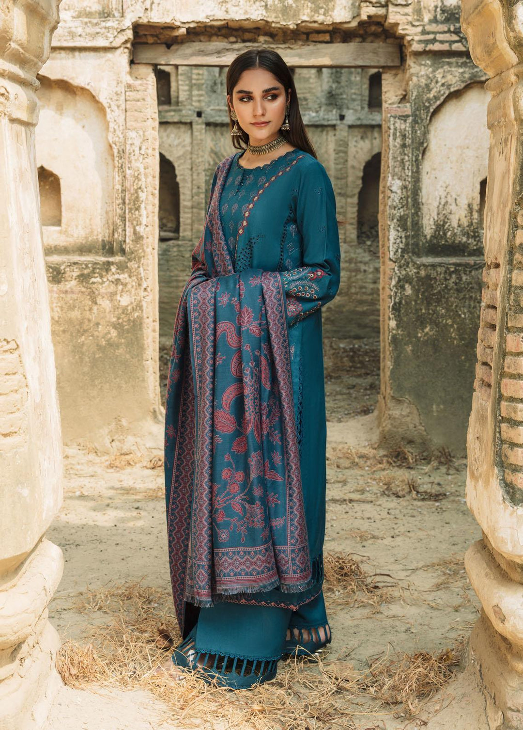 Carvaan By Humdum Embroidered Woolen Suits Unstitched 3 Piece HD23WS 01 - Winter Collection