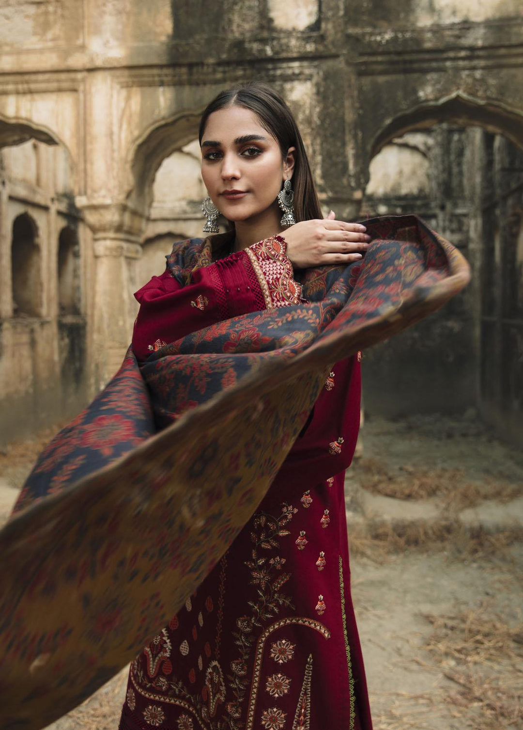 Carvaan By Humdum Embroidered Woolen Suits Unstitched 3 Piece HD23WS 04 - Winter Collection