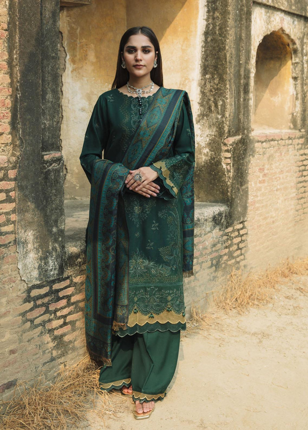 Carvaan By Humdum Embroidered Woolen Suits Unstitched 3 Piece HD23WS 09 - Winter Collection