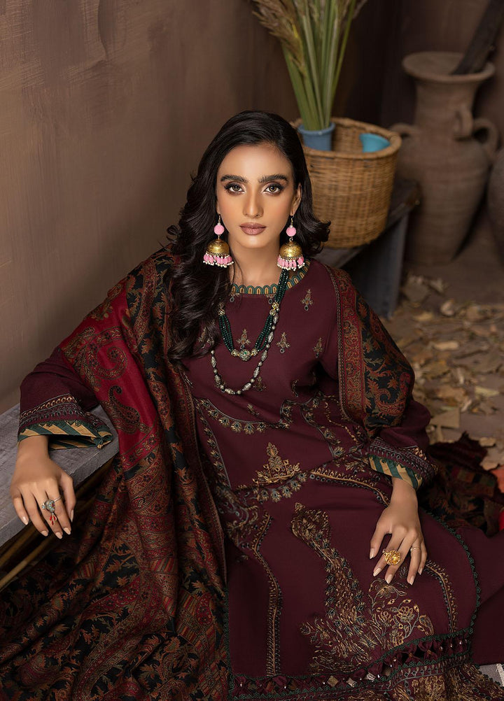 Carvaan By Humdum Embroidered Woolen Suits Unstitched 3 Piece HD22C 01 - Winter Collection