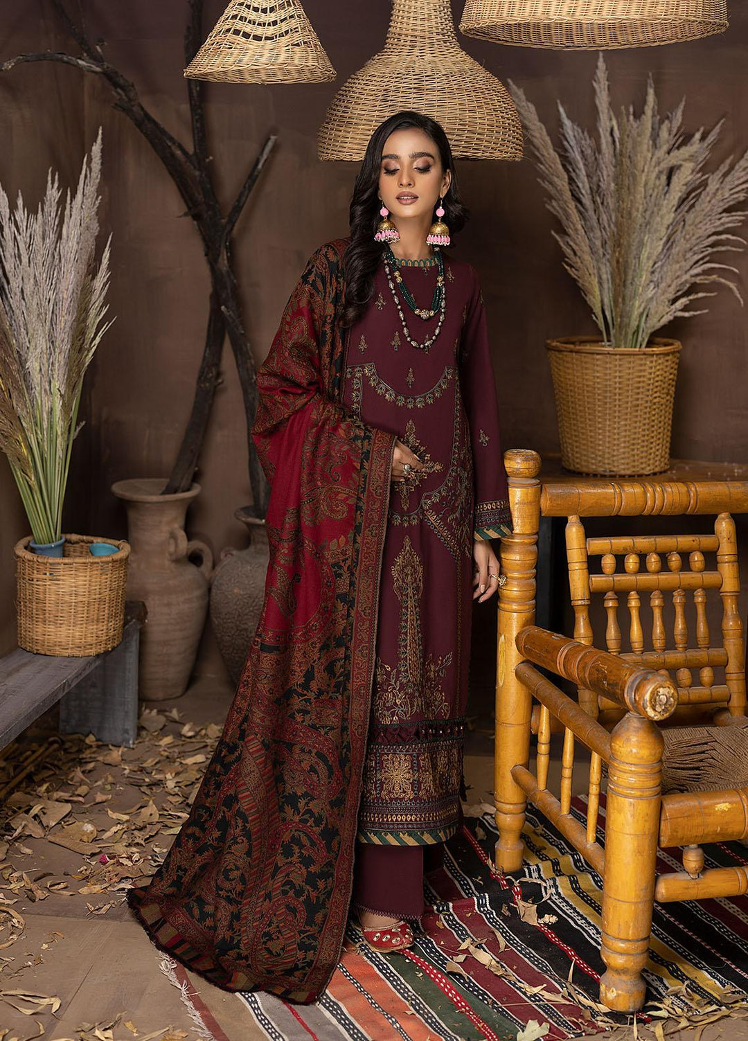Carvaan By Humdum Embroidered Woolen Suits Unstitched 3 Piece HD22C 01 - Winter Collection