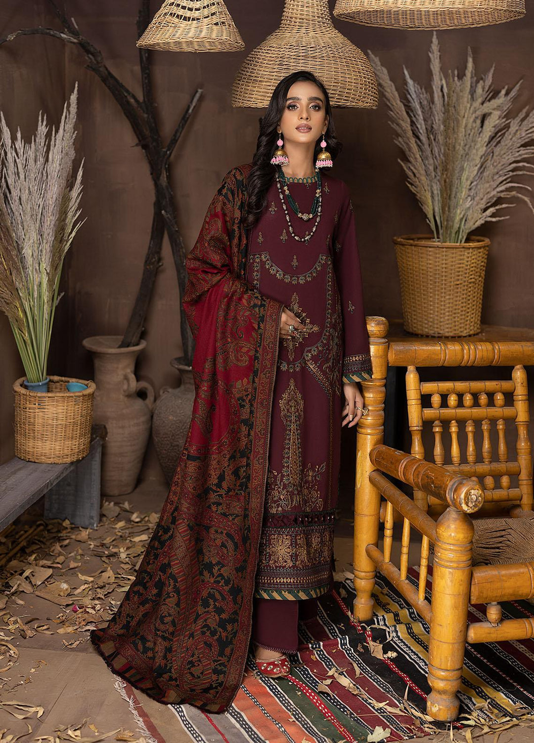 Carvaan By Humdum Embroidered Woolen Suits Unstitched 3 Piece HD22C 01 - Winter Collection