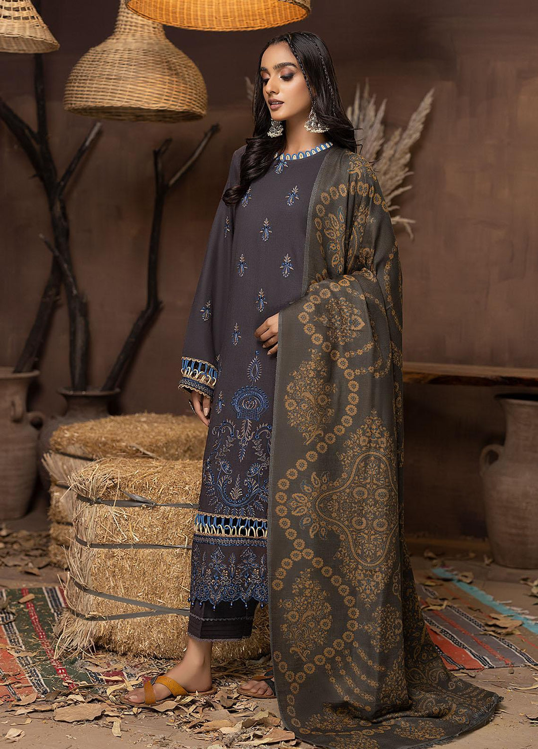 Carvaan By Humdum Embroidered Woolen Suits Unstitched 3 Piece HD22C 10 - Winter Collection