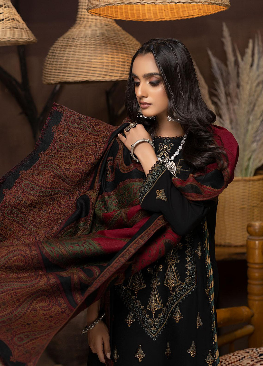 Carvaan By Humdum Embroidered Woolen Suits Unstitched 3 Piece HD22C 03 - Winter Collection