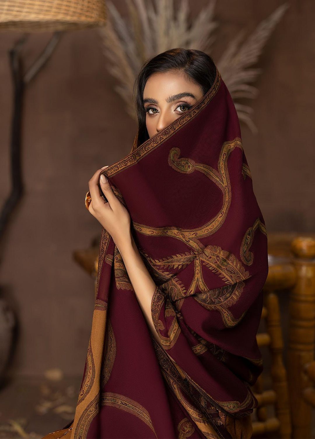 Carvaan By Humdum Embroidered Woolen Suits Unstitched 3 Piece HD22C 08 - Winter Collection