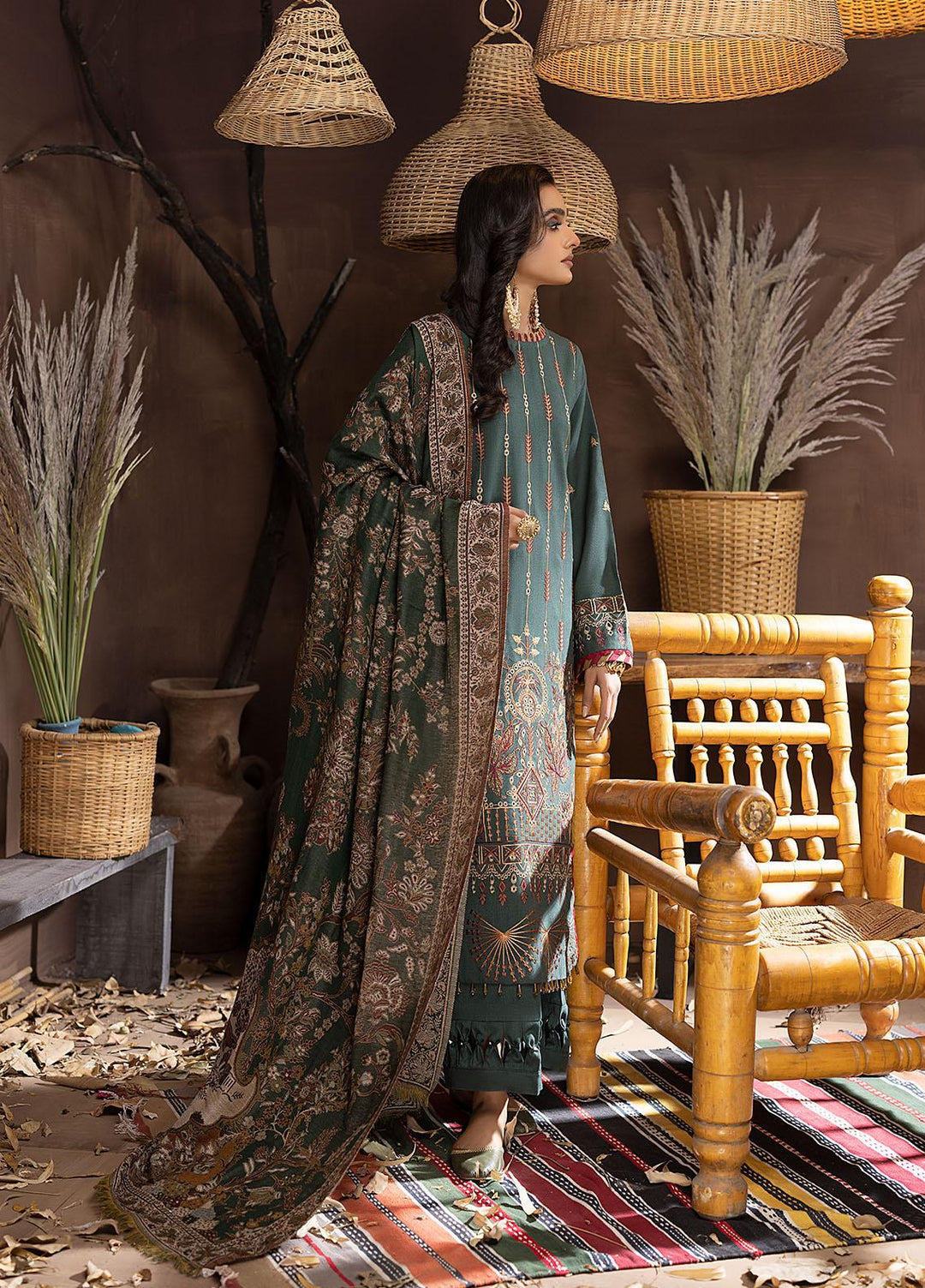 Carvaan By Humdum Embroidered Woolen Suits Unstitched 3 Piece HD22C 09 - Winter Collection