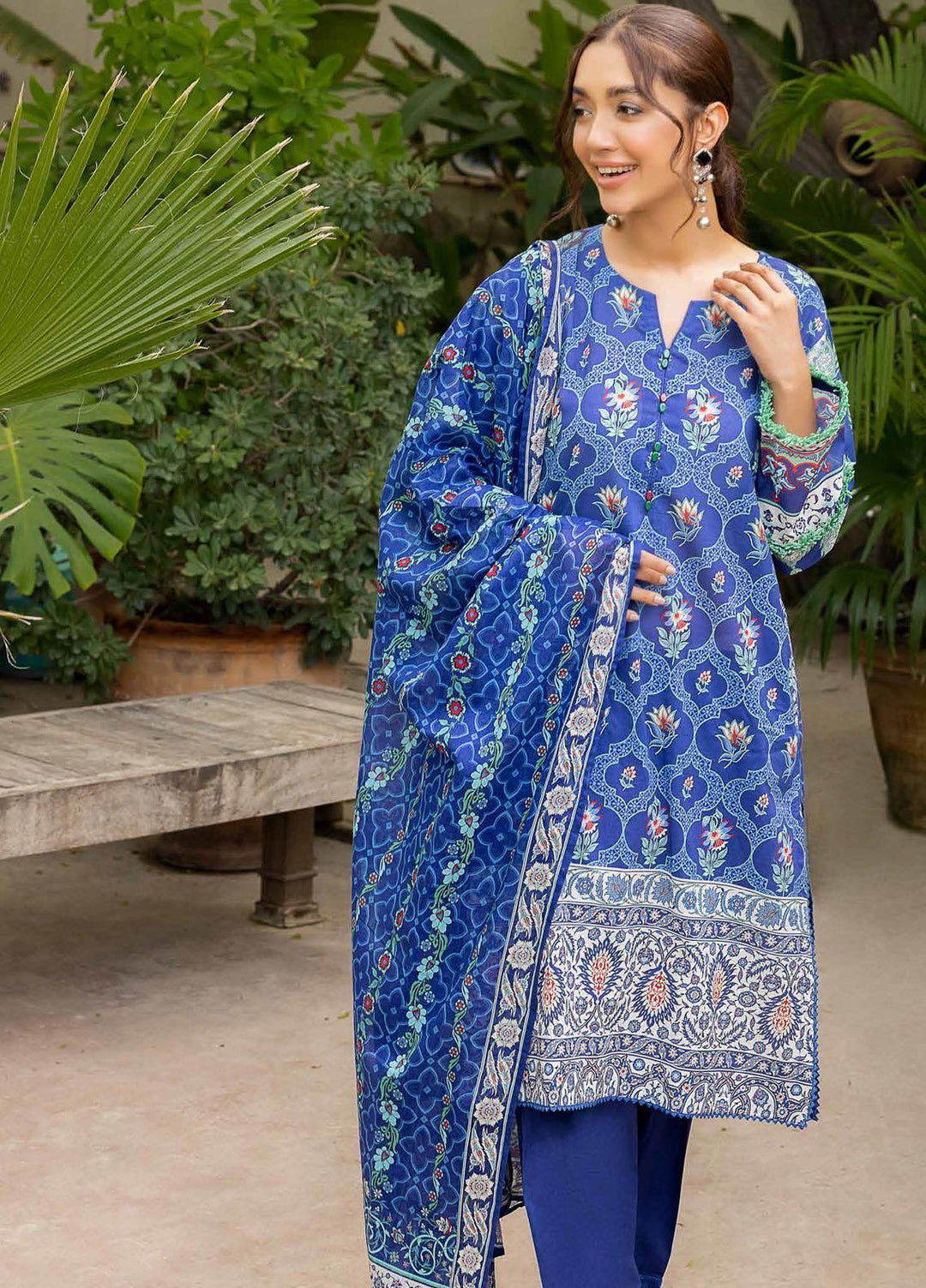 Gul Ahmed Printed  Suits Unstitched 3 Piece GA22CM CBN-22029 - Festive Collection