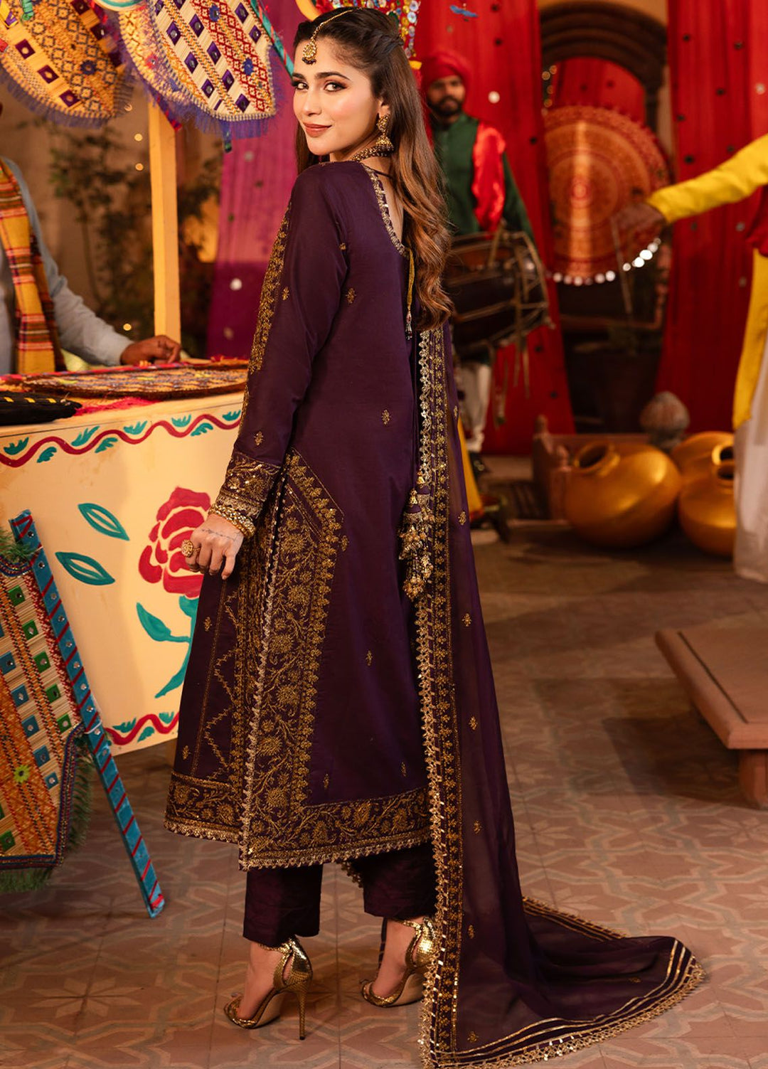 Chamak Damak by Asim Jofa Embroidered Silk Suits Unstitched 3 Piece AJ24CD AJCD-23 - Festive Collection