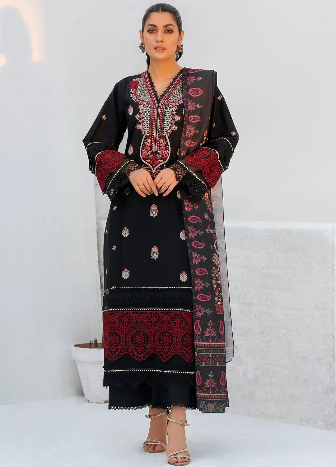 Chandan Nagri Pret Embroidered Khaddar 3 Piece Suit Reena
