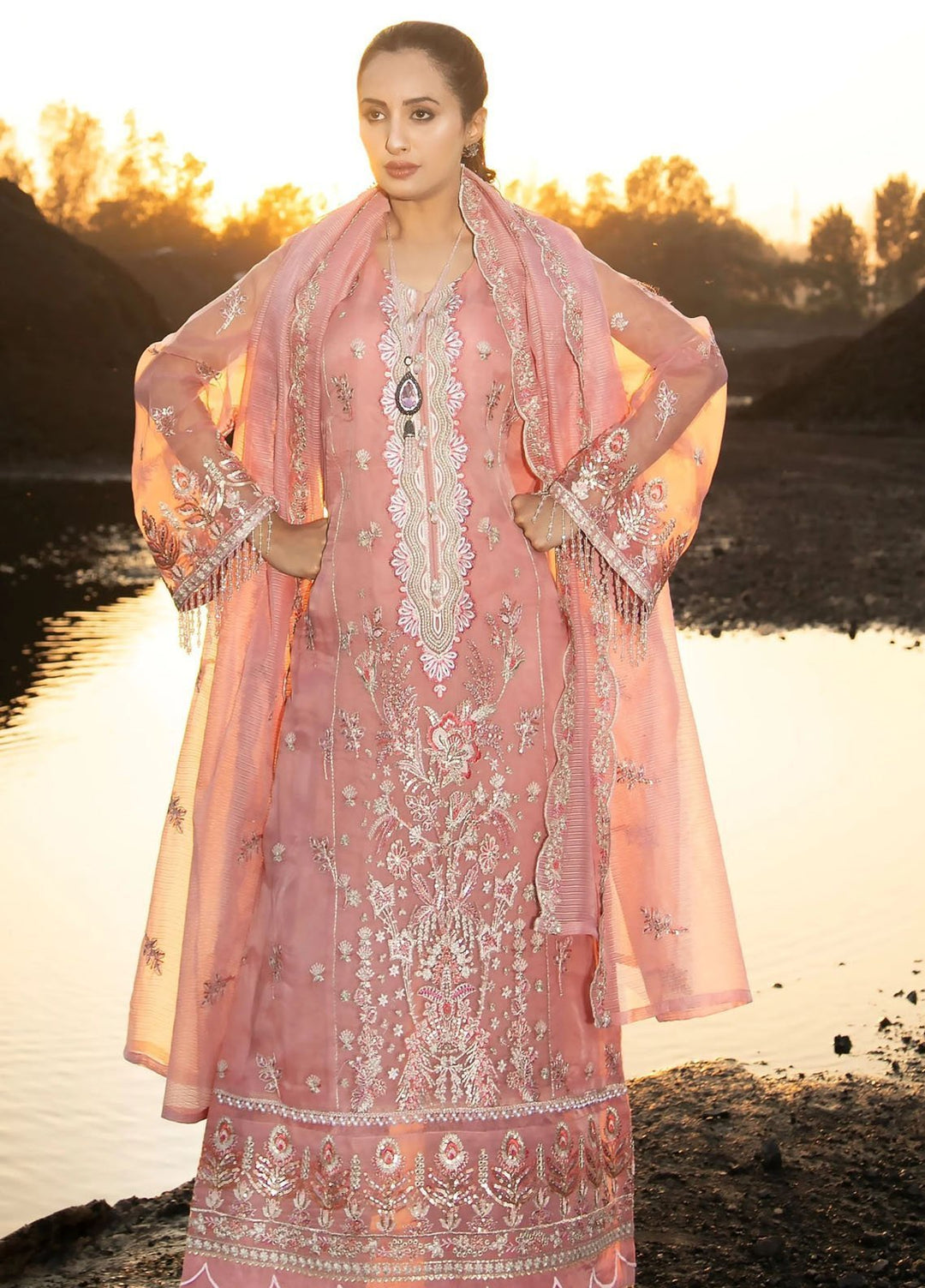 Chandan Nagri Pret Embroidered Lawn 3 Piece Suit Arsin