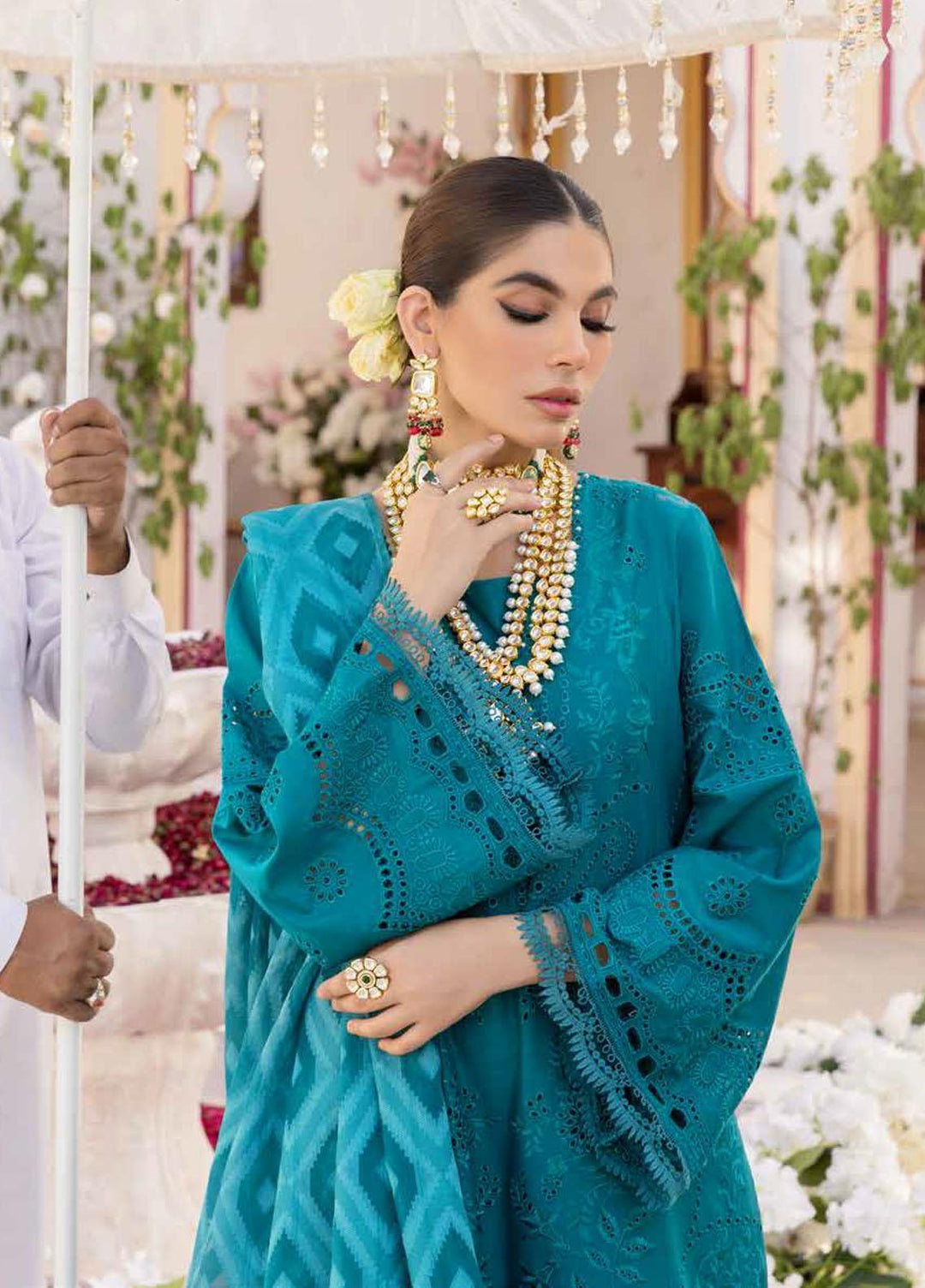 Chandni By Nureh Embroidered Lawn Suits Unstitched 3 Piece NU22C NF-35 - Eid Collection