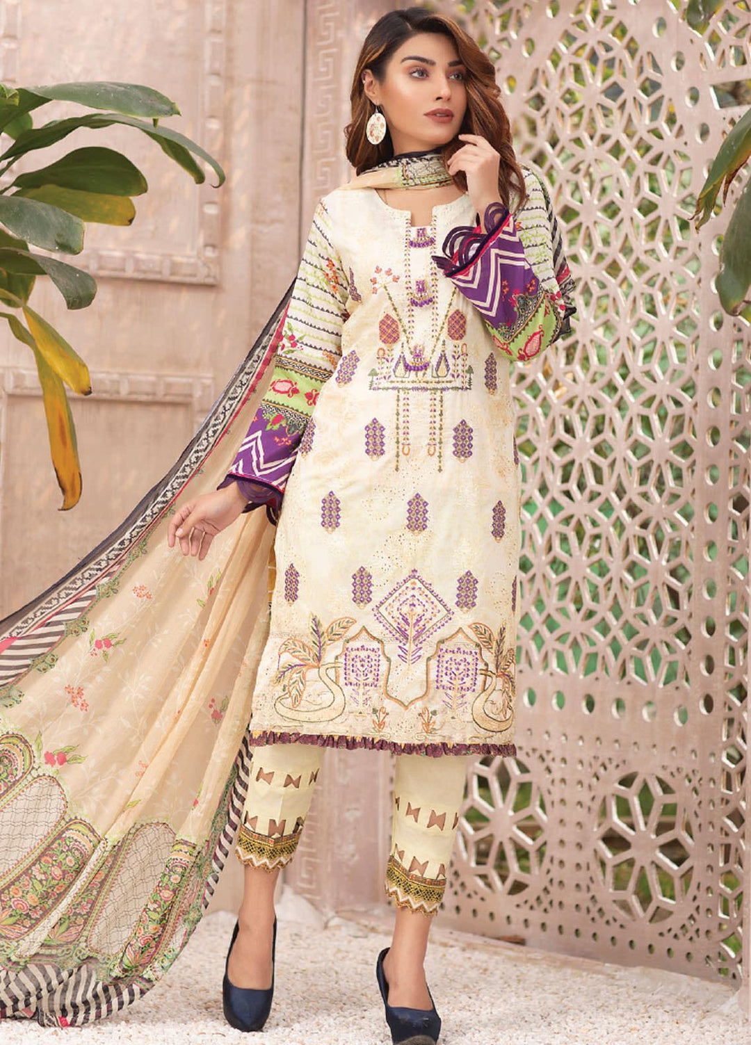 Change Embroidered Lawn Suits Unstitched 3 Piece CG21SR D-20 - Summer Collection