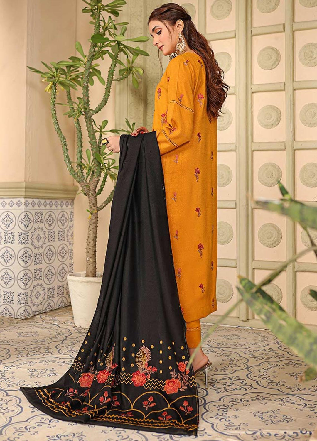 Chantilly De Lace By Aalaya Embroidered Dhanak Suits Unstitched 3 Piece ALY22CDL-V3 D-02 - Winter Collection