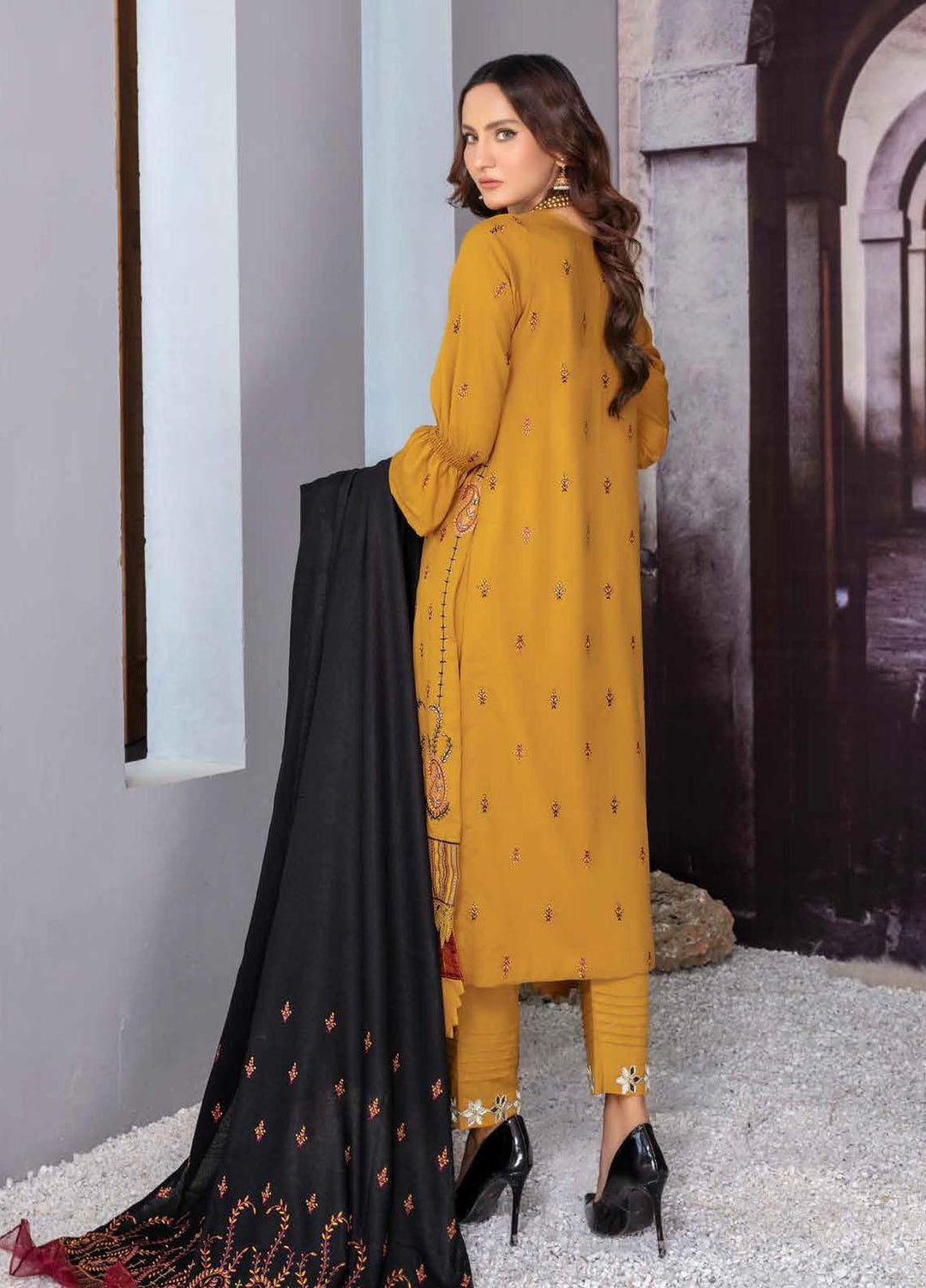 Chantilly De Lace By Aalaya Embroidered Dhanak Suits Unstitched 3 Piece ALY22CDL-V2 D-04 - Winter Collection