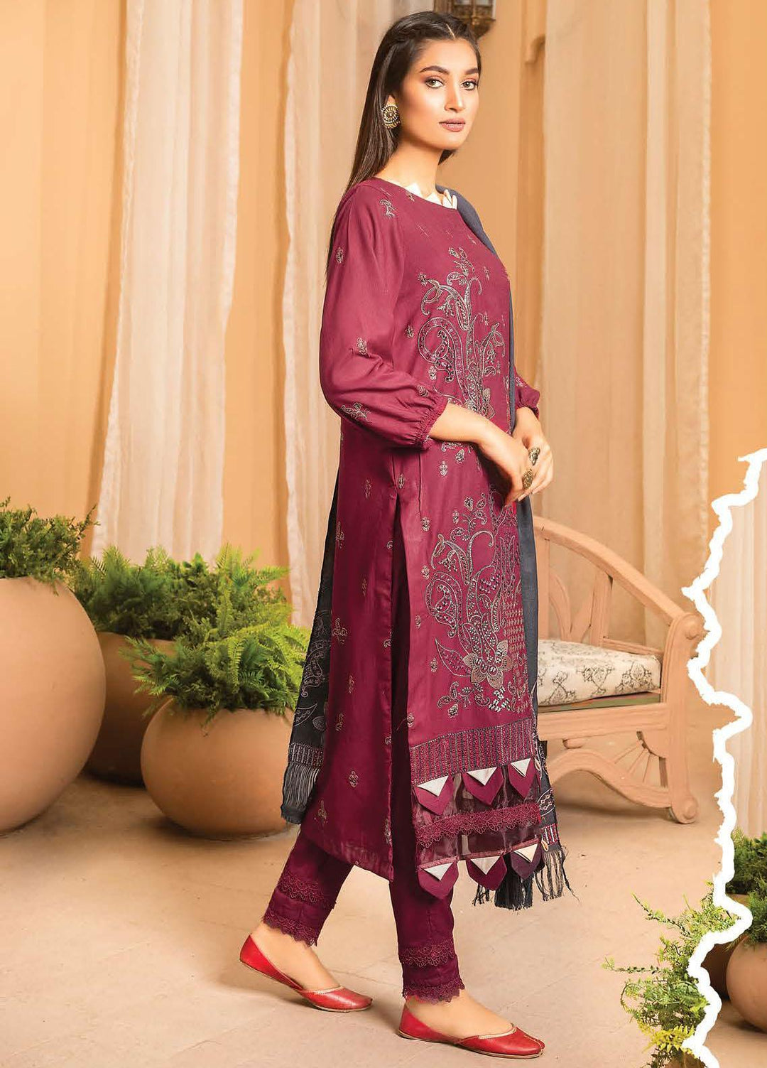 Chantilly De Lace By Aalaya Embroidered Dhanak Suits Unstitched 3 Piece ALY22CDL-V4 DE-04 - Winter Collection