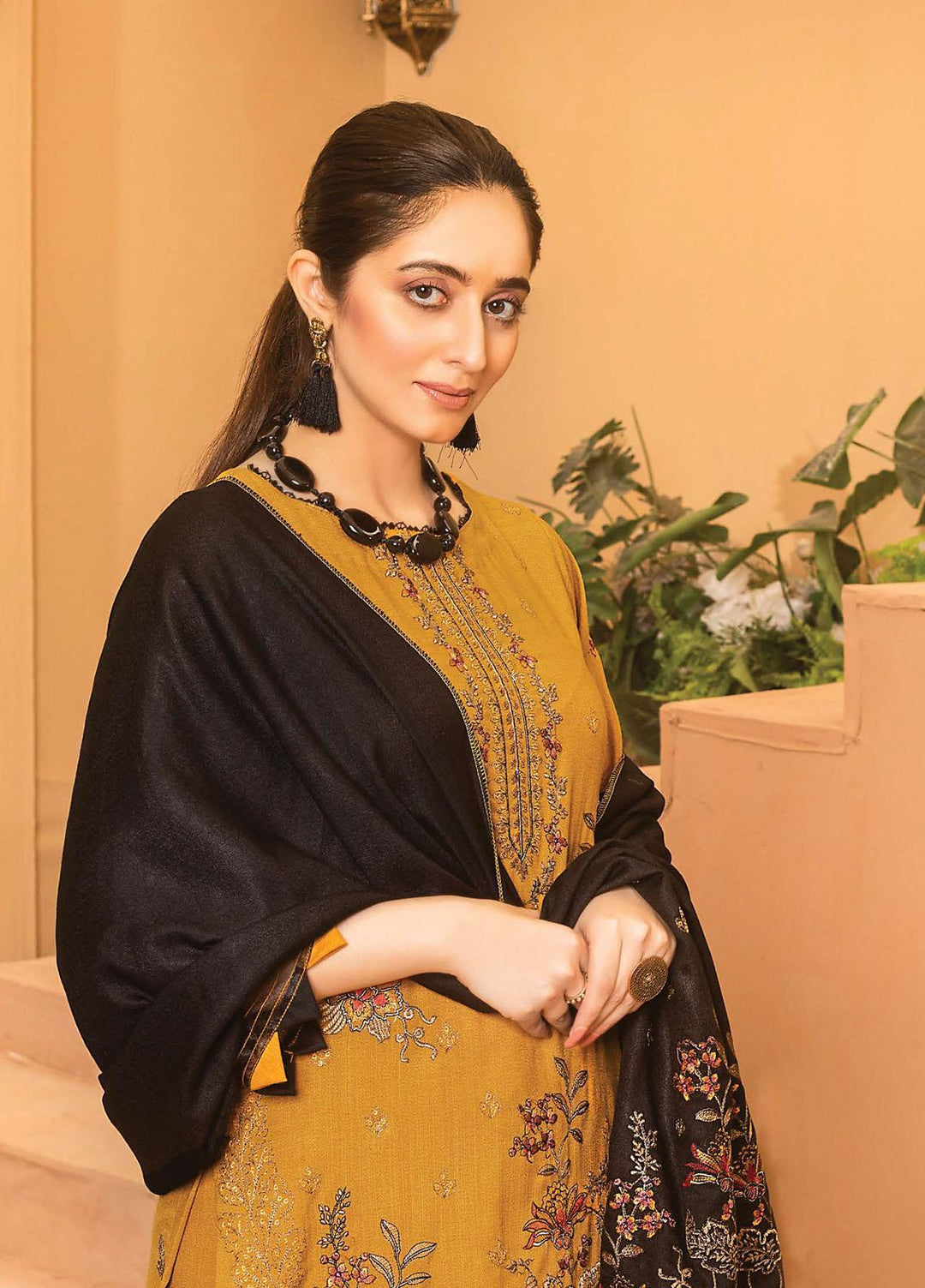 Chantilly De Lace By Aalaya Embroidered Dhanak Suits Unstitched 3 Piece ALY22CDL-V4 DE-09 - Winter Collection