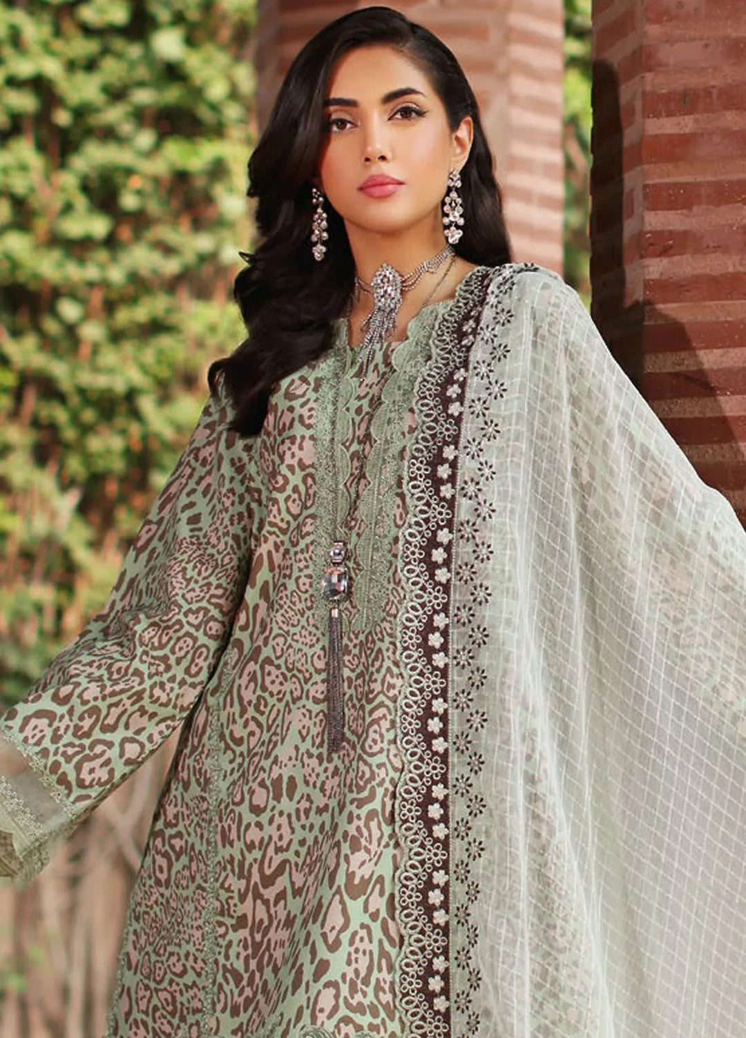 Charizma Embroidered Lawn Suit Unstitched 3 Piece CR25CC CCS4-26 - Summer Collection