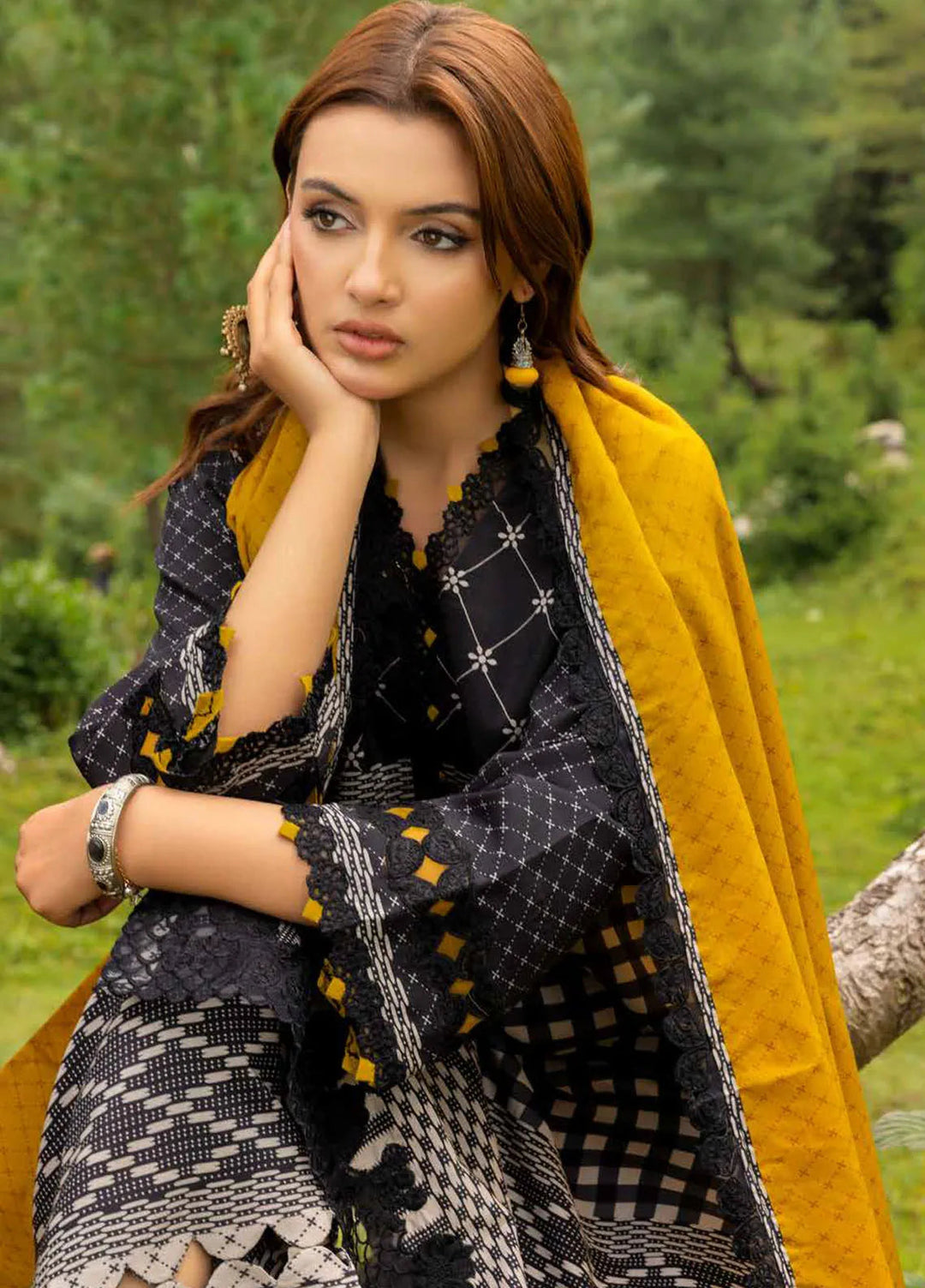 Charizma Embroidered Staple Suits Unstitched 3 Piece CRZ24CS CCW5-05 - Winter Collection