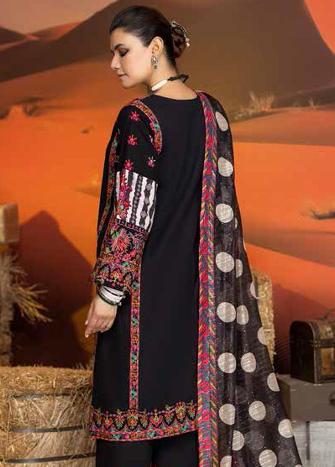 Miraas By Charizma Embroidered Khaddar Suits Unstitched 3 Piece CRZ22MK CM-08 - Winter Collection