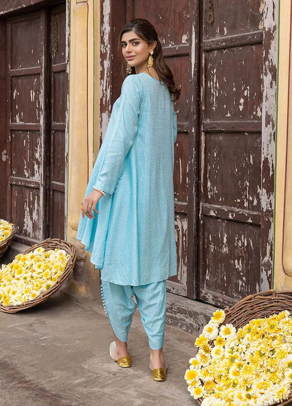 Charizma Luxury Pret  Lawn 2 Piece CPG22-19
