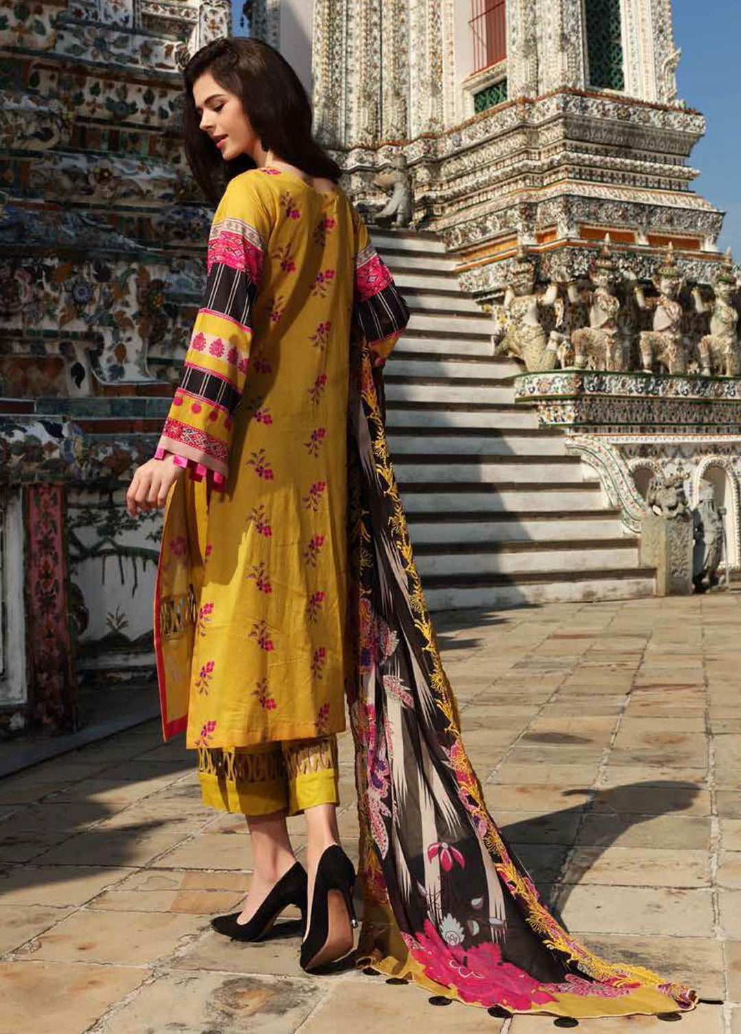 Print Melody By Charizma Embroidered Lawn Suits Unstitched 3 Piece CRZ22PM PEC : 01 - Summer Collection