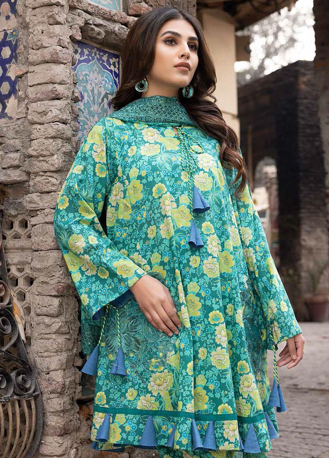 Rang-e-Bahaar By Charizma Embroidered Lawn Suits Unstitched 3 Piece CRZ23RB CRB-08 - Spring / Summer Collection