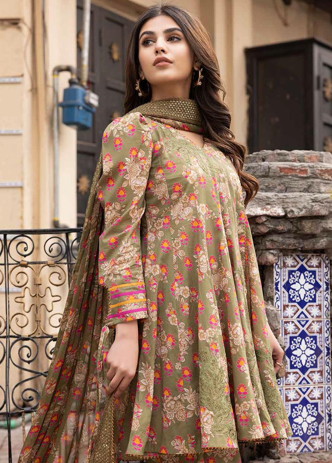 Rang-e-Bahaar By Charizma Embroidered Lawn Suits Unstitched 3 Piece CRZ23RB CRB-09 - Spring / Summer Collection