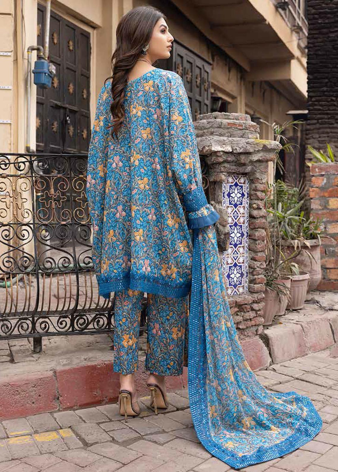 Rang-e-Bahaar By Charizma Embroidered Lawn Suits Unstitched 3 Piece CRZ23RB CRB-10 - Spring / Summer Collection
