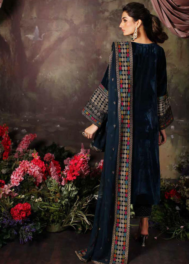 Signora By Charizma Embroidered Velvet Suits Unstitched 3 Piece CRZ23VT CVT3-05 - Premium Collection