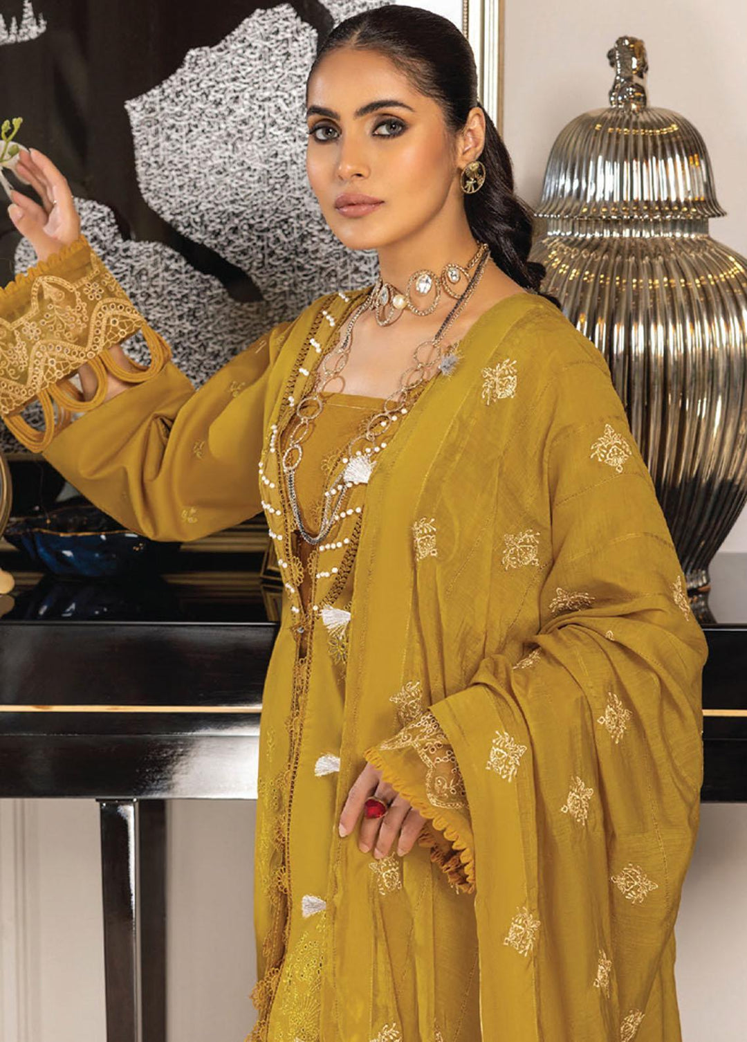 Charlotte By Humdum Embroidered Lawn Suits Unstitched 3 Piece HD23C 03 - Summer Collection