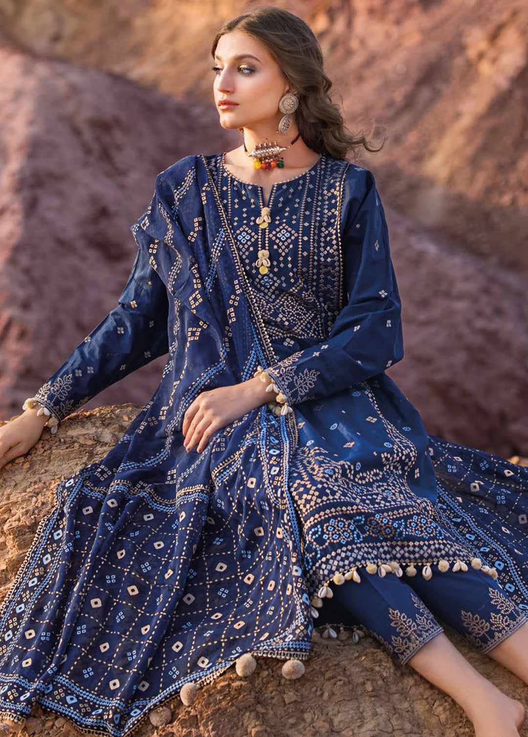 Chunri By Gul Ahmed Embroidered Lawn Suits Unstitched 3 Piece GA24C BM-42006 - Summer Collection