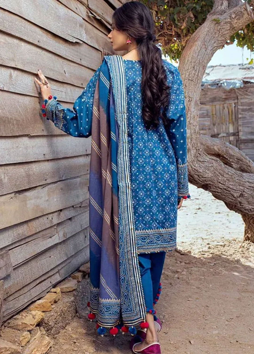 Chunri By Gul Ahmed Printed Lawn Suits Unstitched 3 Piece GA24C CL-42003 A - Summer Collection