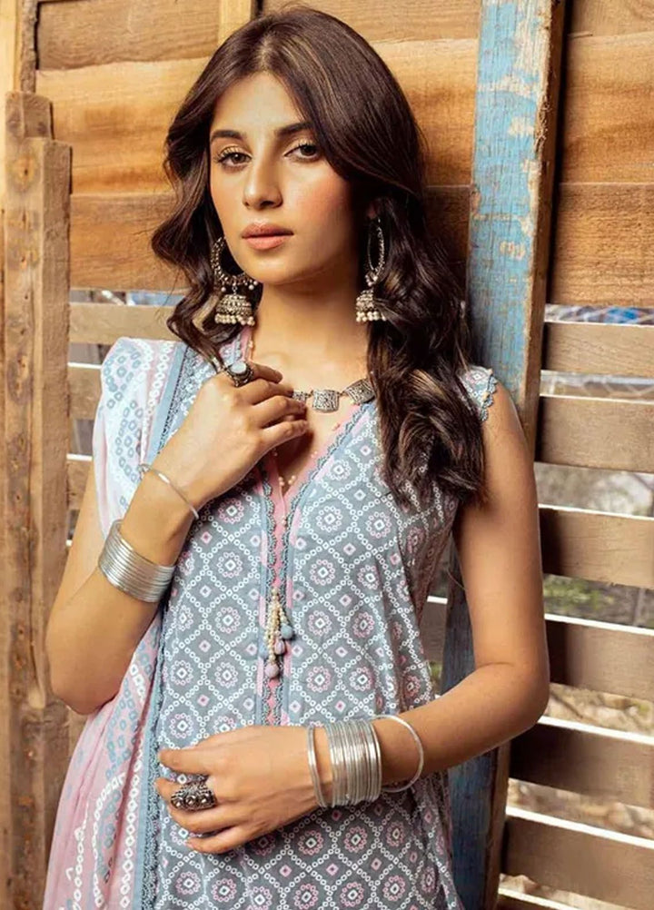 Chunri By Gul Ahmed Printed Lawn Suits Unstitched 3 Piece GA24C CL-42008 A - Summer Collection