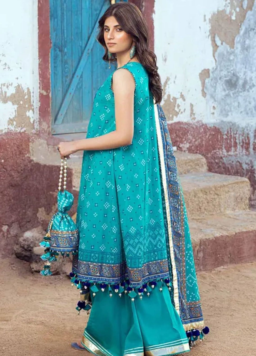 Chunri By Gul Ahmed Printed Lawn Suits Unstitched 3 Piece GA24C CL-42013 A - Summer Collection