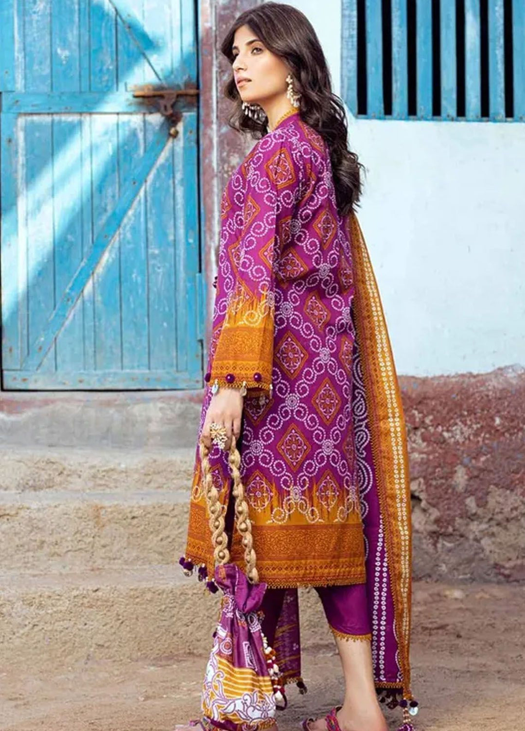 Chunri By Gul Ahmed Printed Lawn Suits Unstitched 3 Piece GA24C CL-42018 A - Summer Collection
