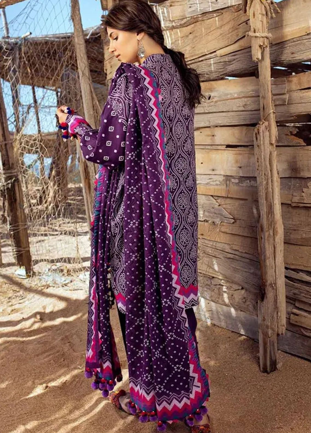 Chunri By Gul Ahmed Printed Lawn Suits Unstitched 3 Piece GA24C CL-42033 A - Summer Collection