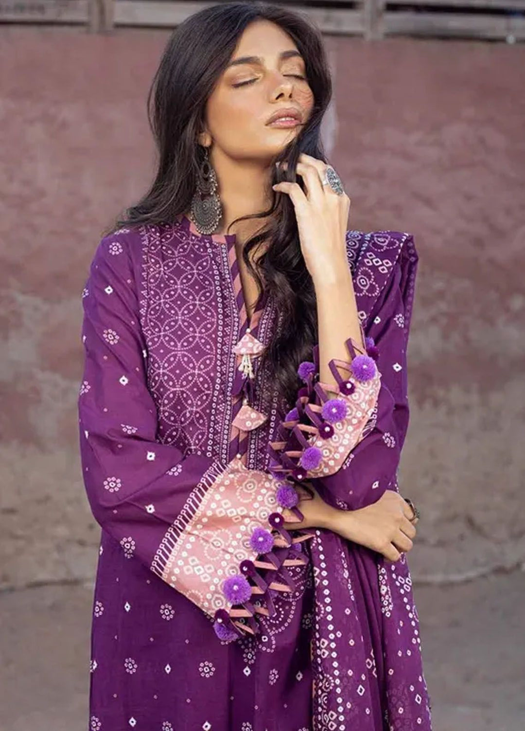 Chunri By Gul Ahmed Printed Lawn Suits Unstitched 3 Piece GA24C CL-42037 A - Summer Collection