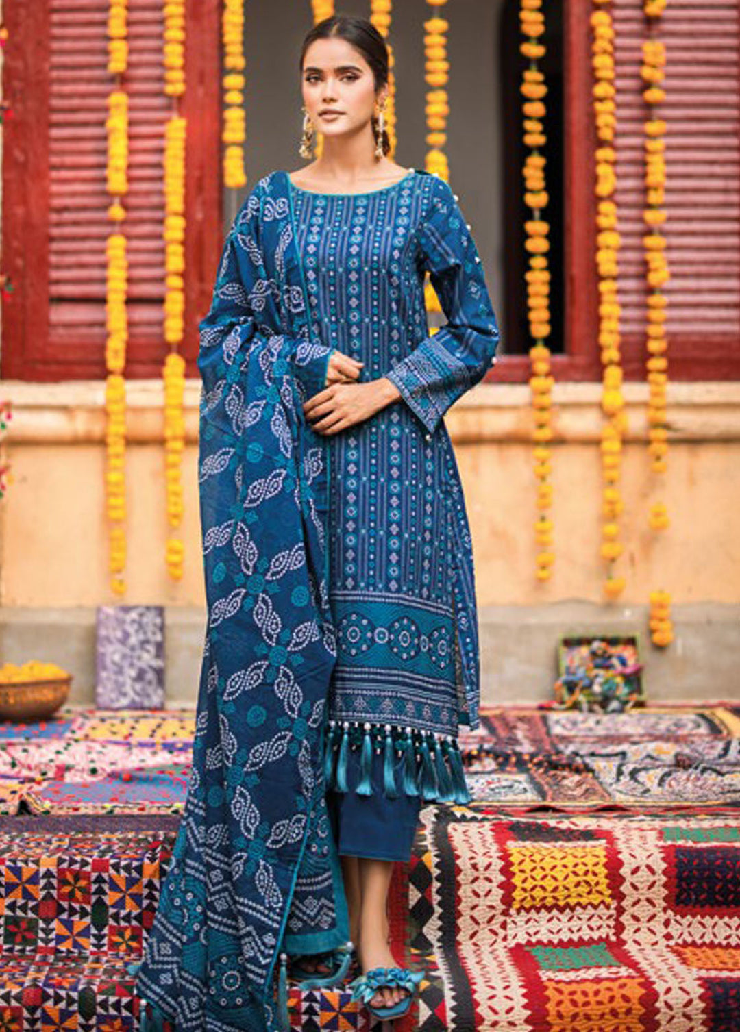 Chunri By Gul Ahmed Printed Lawn Suits Unstitched 3 Piece GA24C CL-42060B - Summer Collection