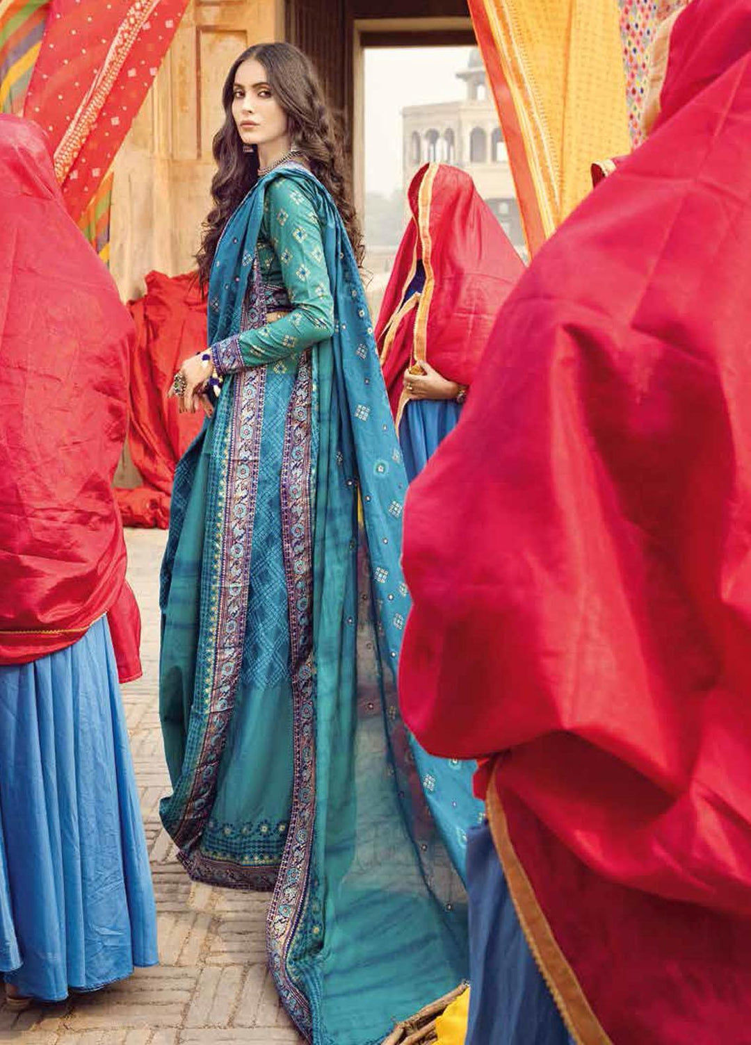 Chunri by Gul Ahmed Printed Lawn  Unstitched Saree GA23C SR-32021 - Summer Collection