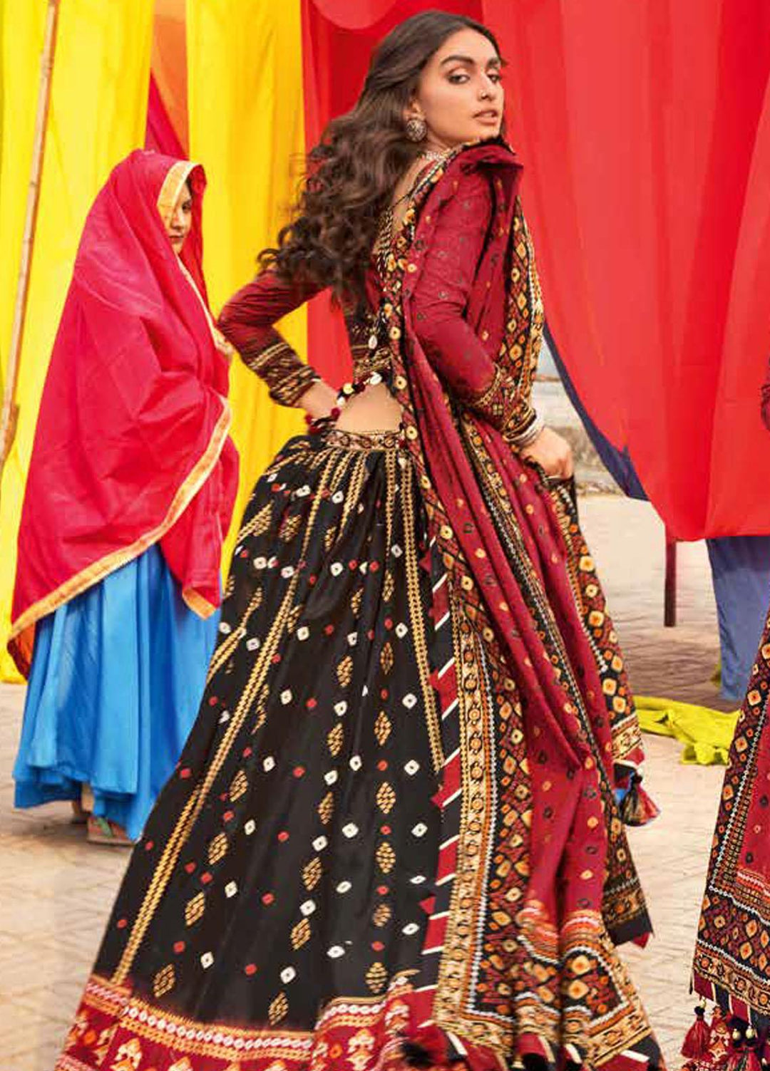 Chunri by Gul Ahmed Printed Lawn Suits Unstitched 3 Piece GA23C LG-32002 - Summer Collection