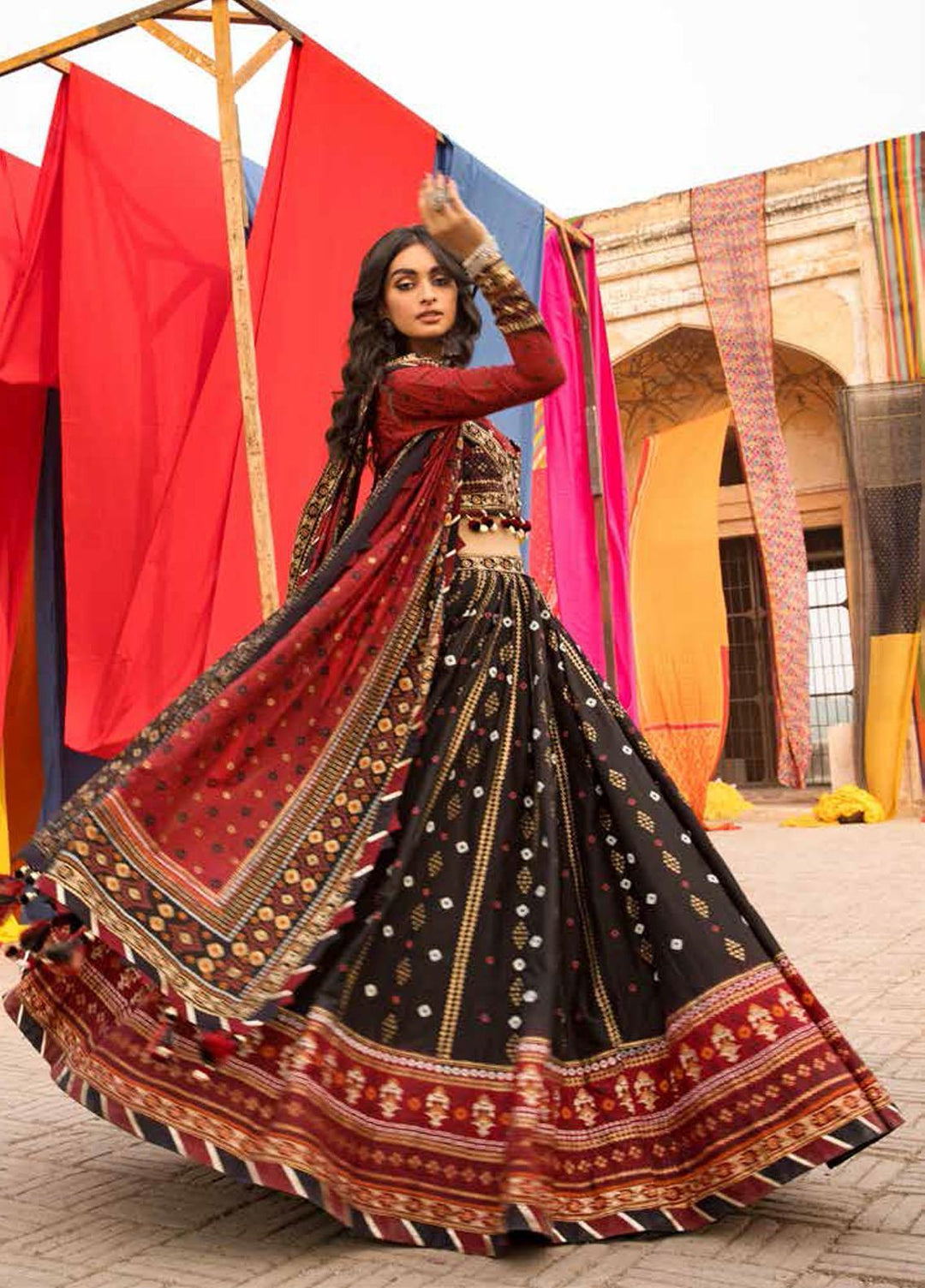 Chunri by Gul Ahmed Printed Lawn Suits Unstitched 3 Piece GA23C LG-32002 - Summer Collection