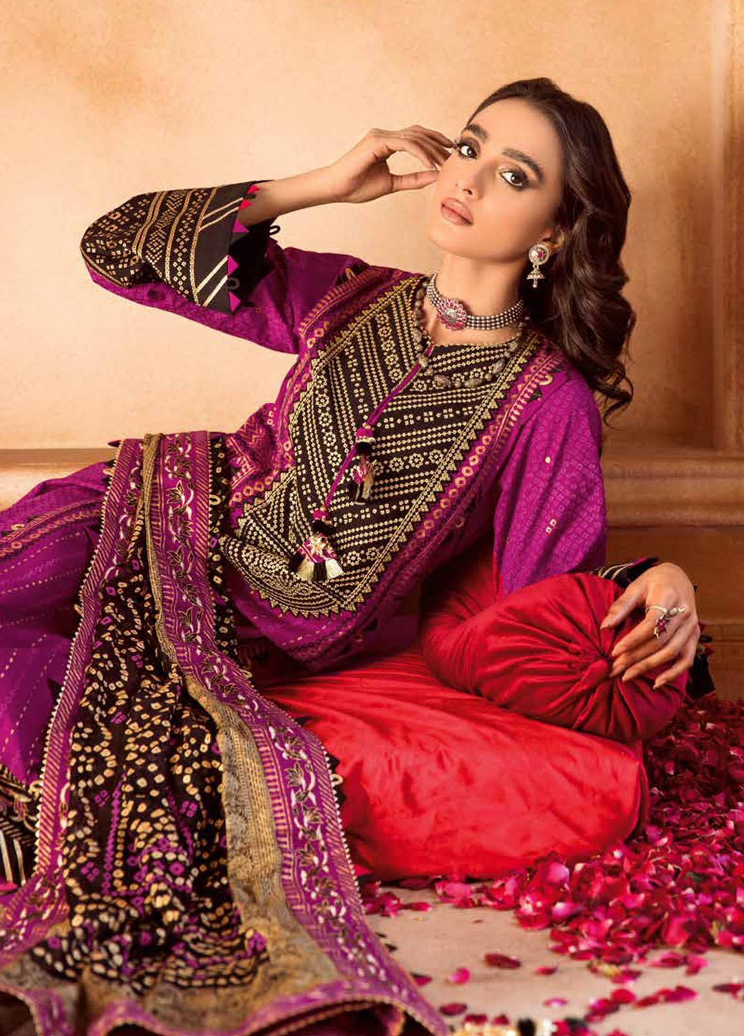 Chunri by Gul Ahmed Embroidered Lawn Suits Unstitched 3 Piece GA23C BM-32014 - Summer Collection
