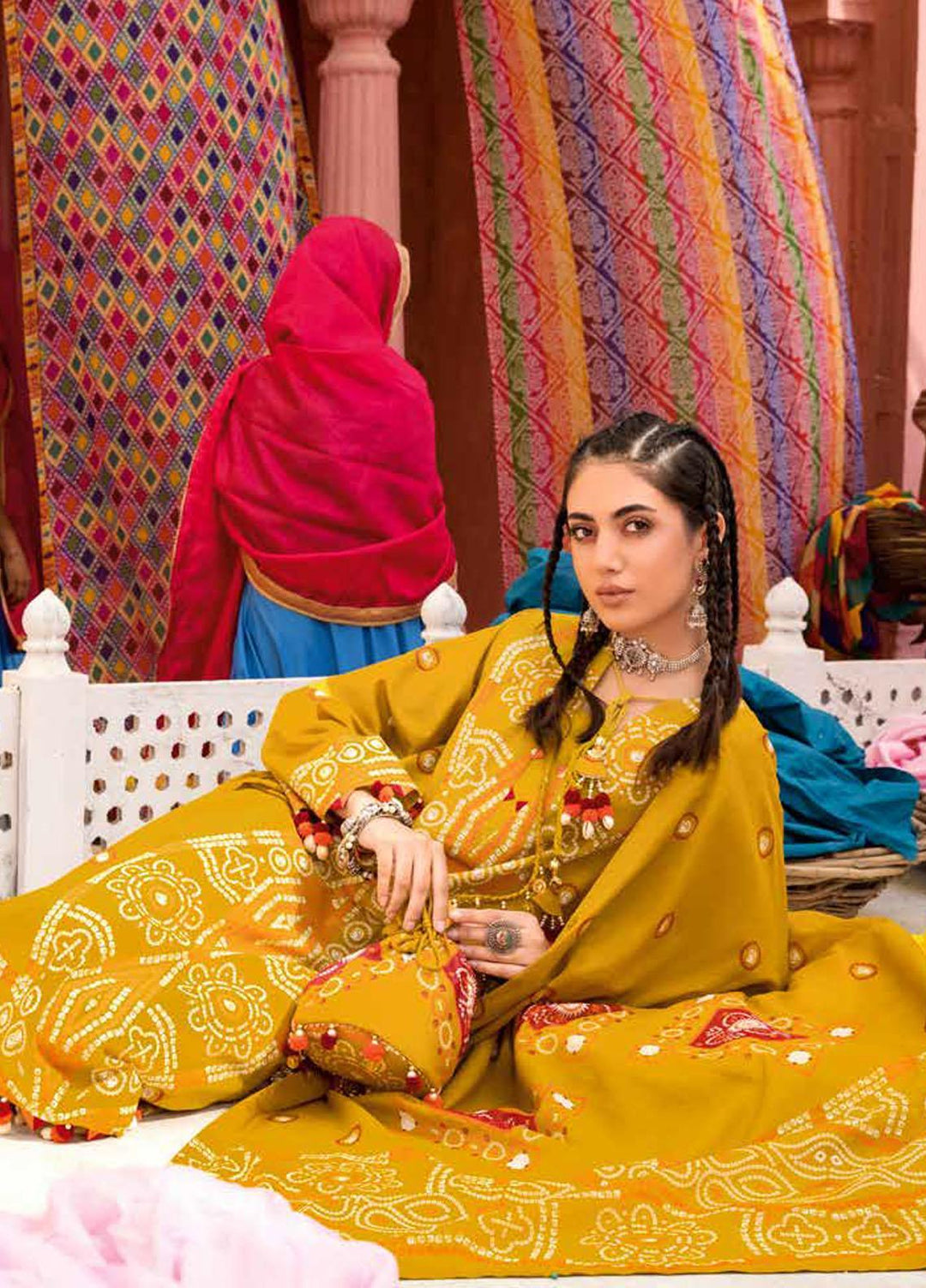 Chunri by Gul Ahmed Printed Lawn Suits Unstitched 3 Piece GA23C CL-32101 A - Summer Collection