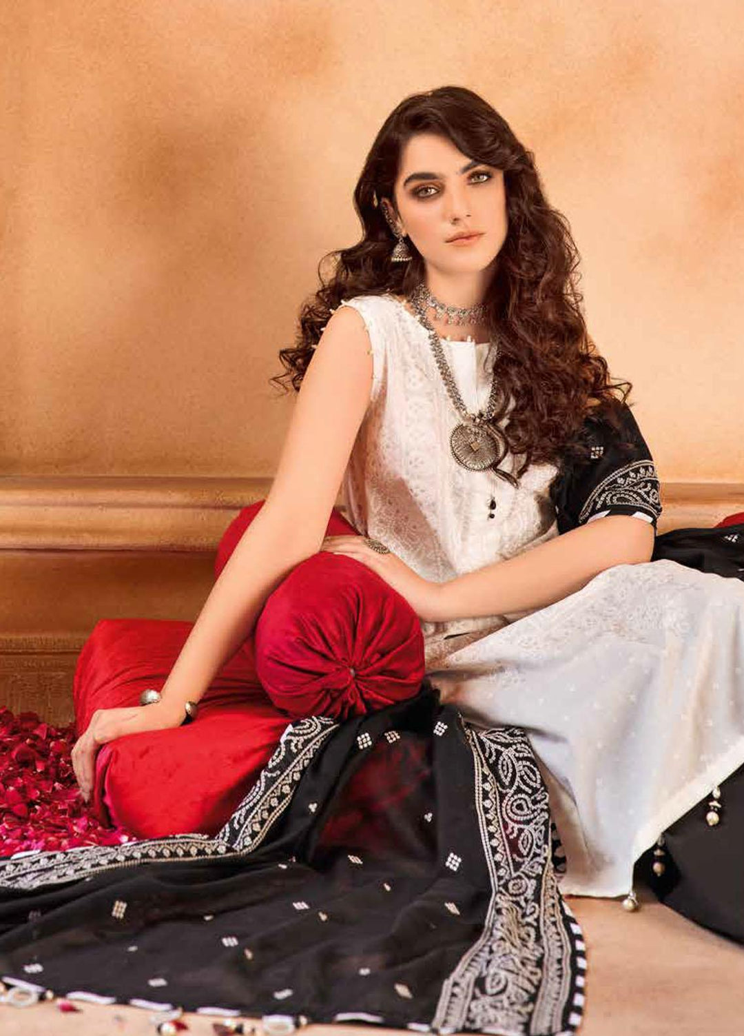 Chunri by Gul Ahmed Printed Lawn Suits Unstitched 3 Piece GA23C CL-32164 - Summer Collection