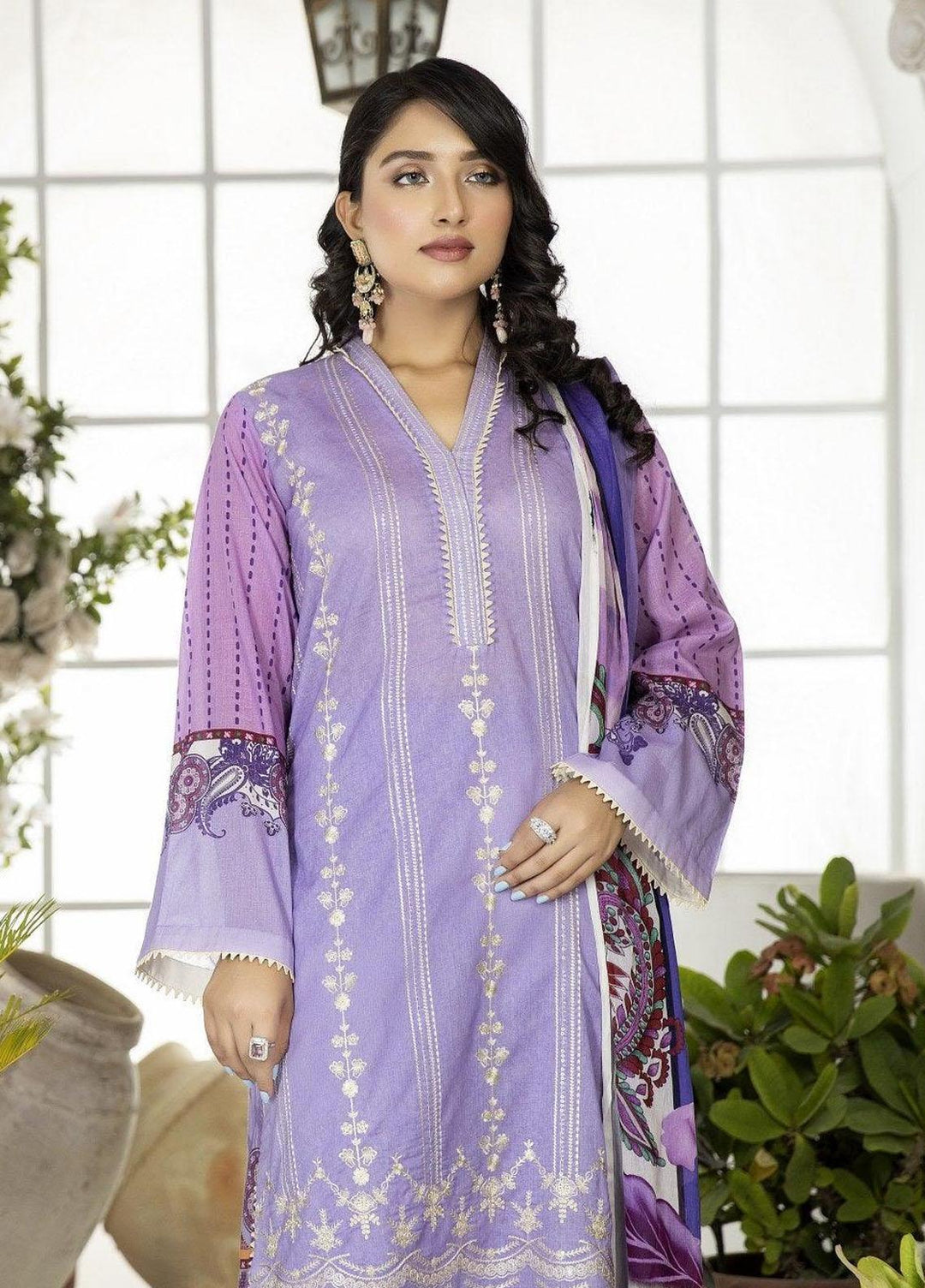 Classica By Safwa Embroidered Lawn Suits Unstitched 3 Piece SW23C SCE-03 - Summer Collection