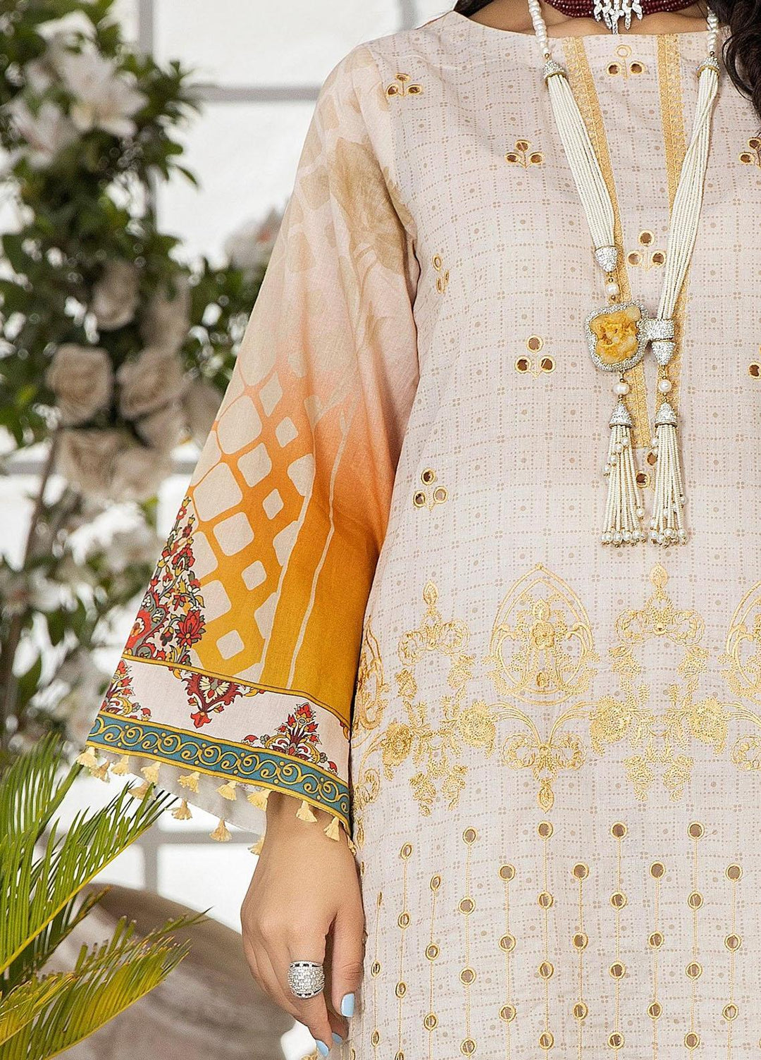Classica By Safwa Embroidered Lawn Suits Unstitched 3 Piece SW23C SCE-04 - Summer Collection