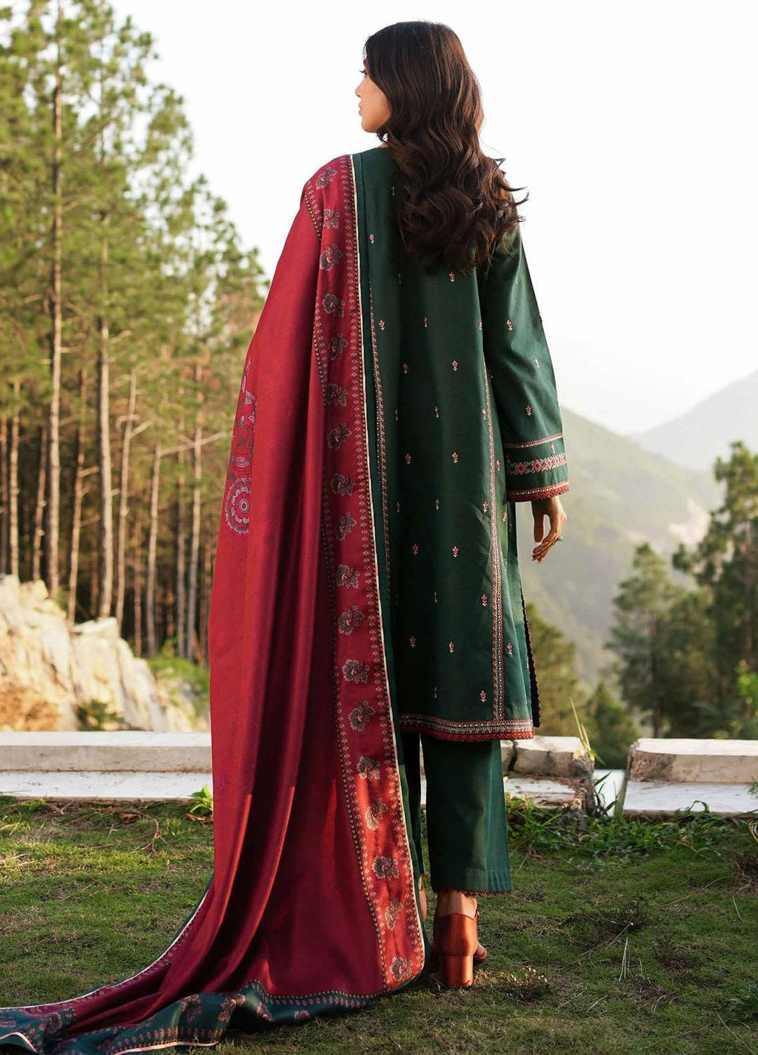 Coco By Zara Shahjahan Embroidered Khaddar Suits Unstitched 3 Piece CZS22W 2A - Winter Collection