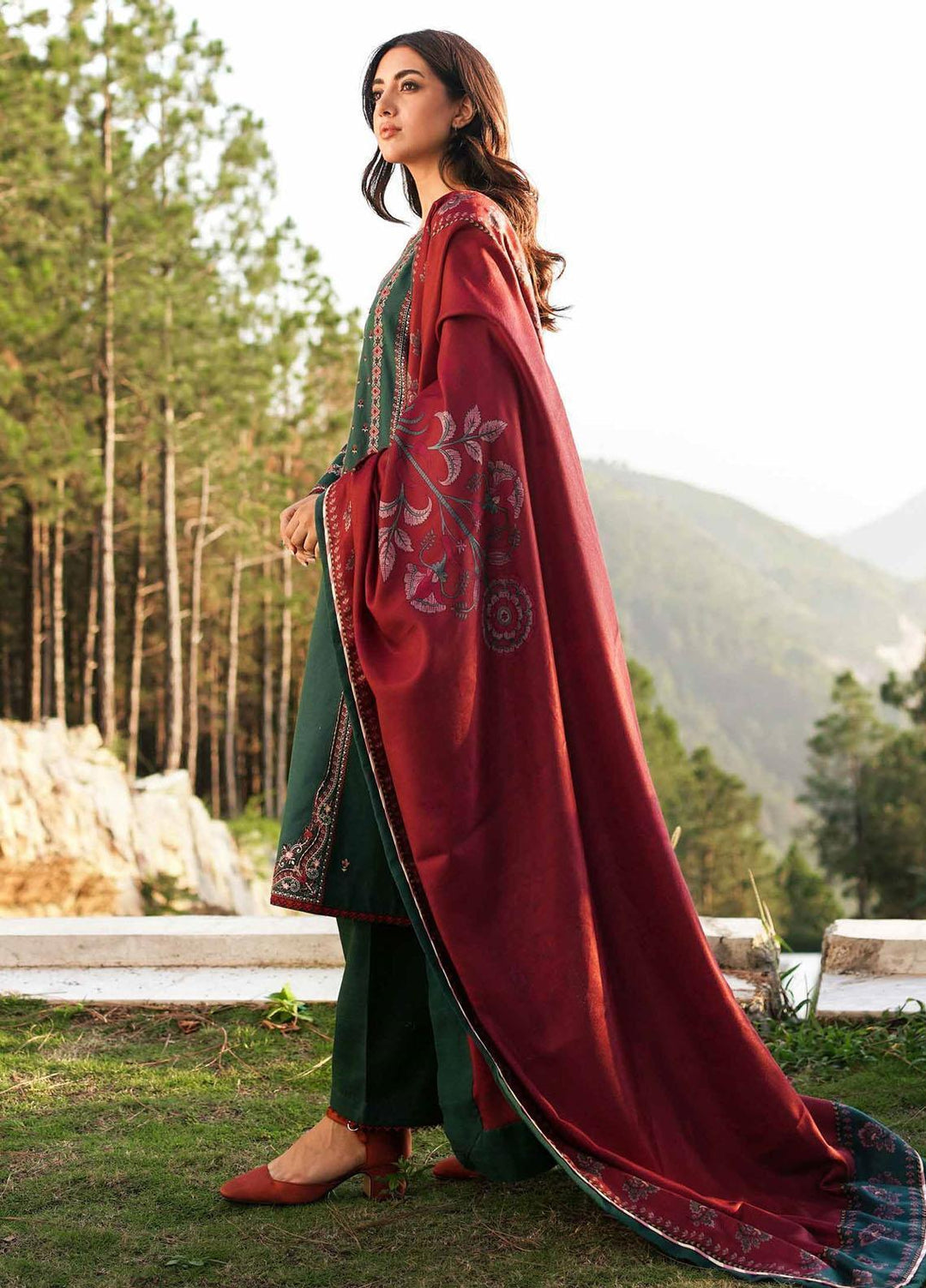 Coco By Zara Shahjahan Embroidered Khaddar Suits Unstitched 3 Piece CZS22W 2A - Winter Collection