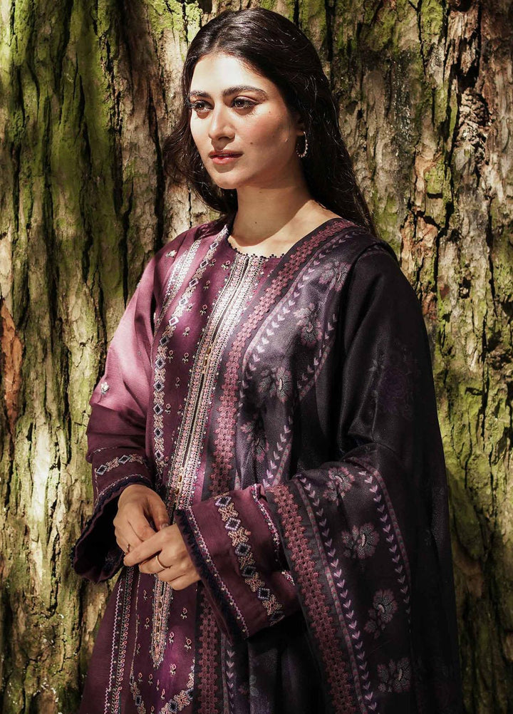 Coco By Zara Shahjahan Embroidered Khaddar Suits Unstitched 3 Piece CZS22W 2B - Winter Collection