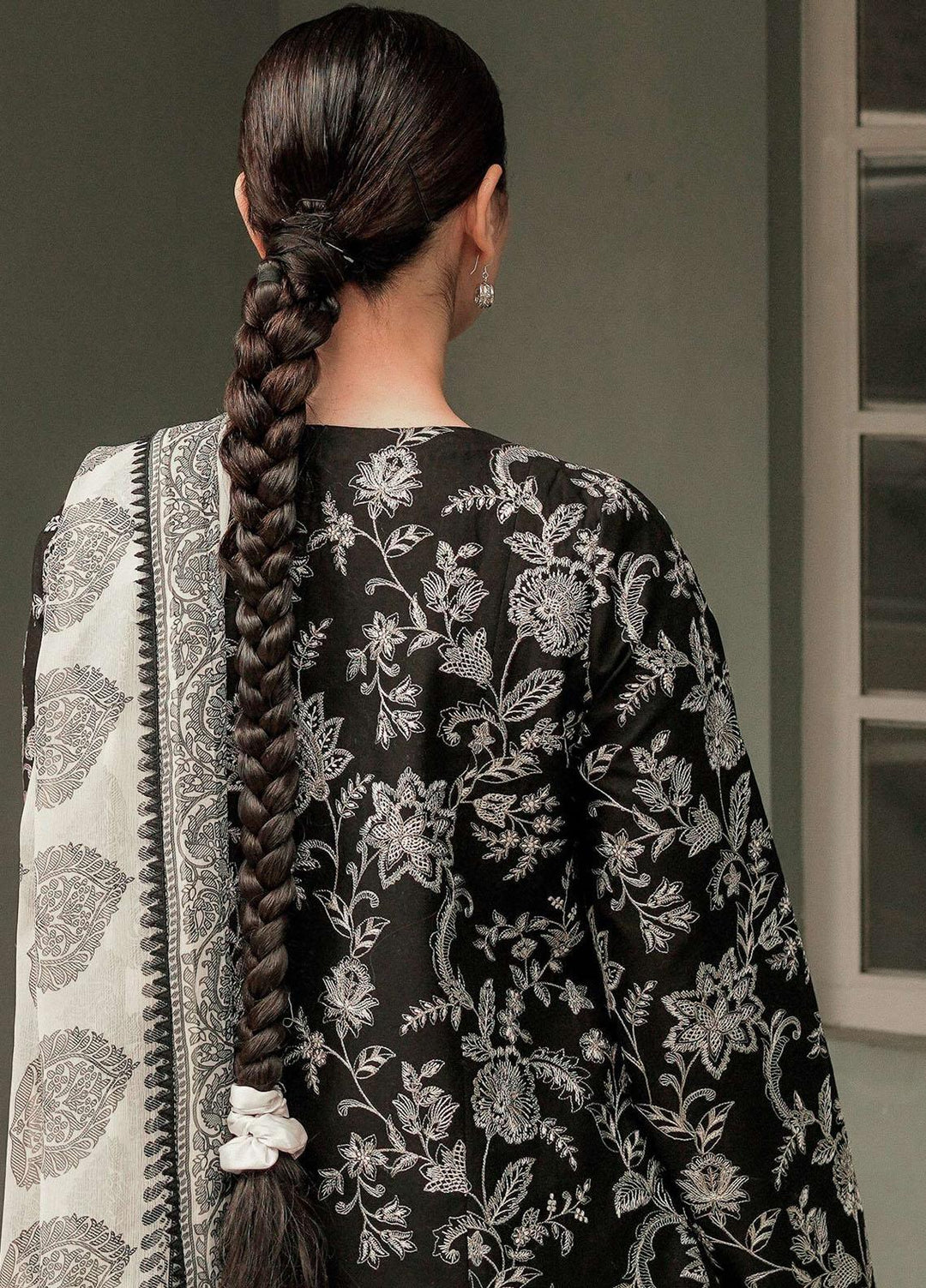 Coco By Zara Shahjahan Embroidered Lawn Suits Unstitched 3 Piece CZS22SS 10B - Spring / Summer Collection